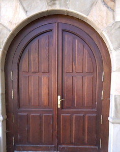 Puerta de entrada clásica